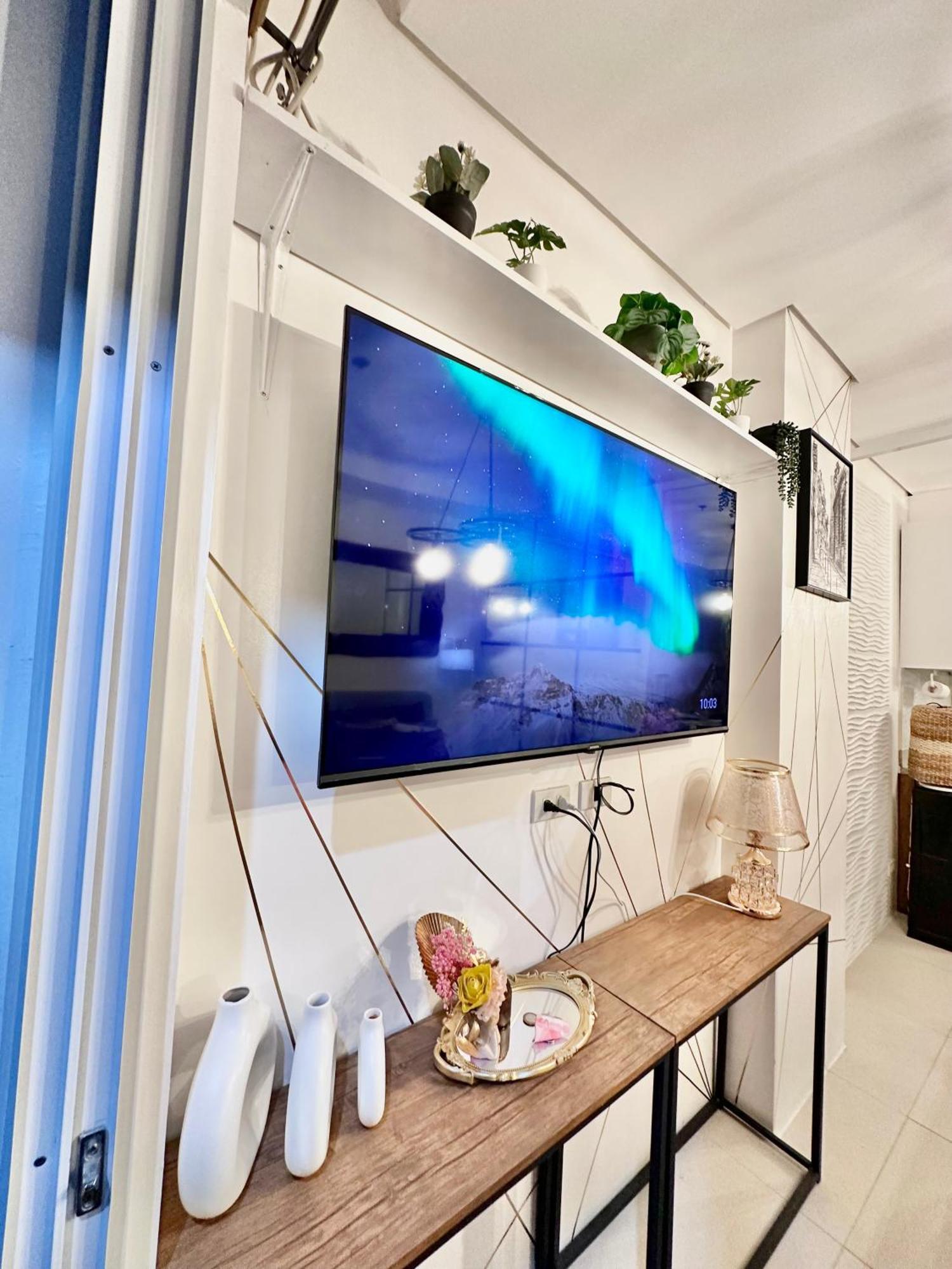 Aesthetic One Bedroom Beside Sm W Pool, Wifi And Netflix Cagayan de Oro Exterior foto