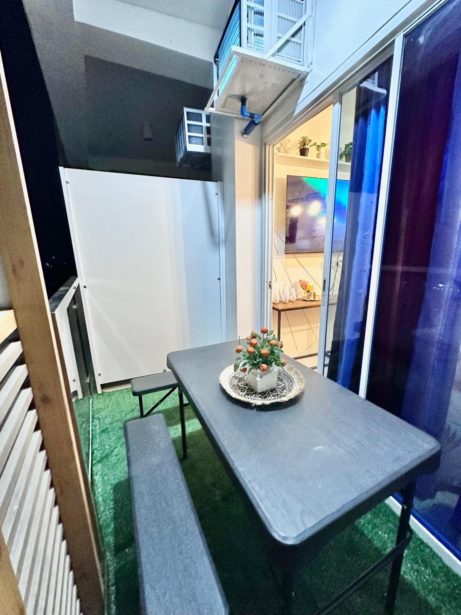 Aesthetic One Bedroom Beside Sm W Pool, Wifi And Netflix Cagayan de Oro Exterior foto