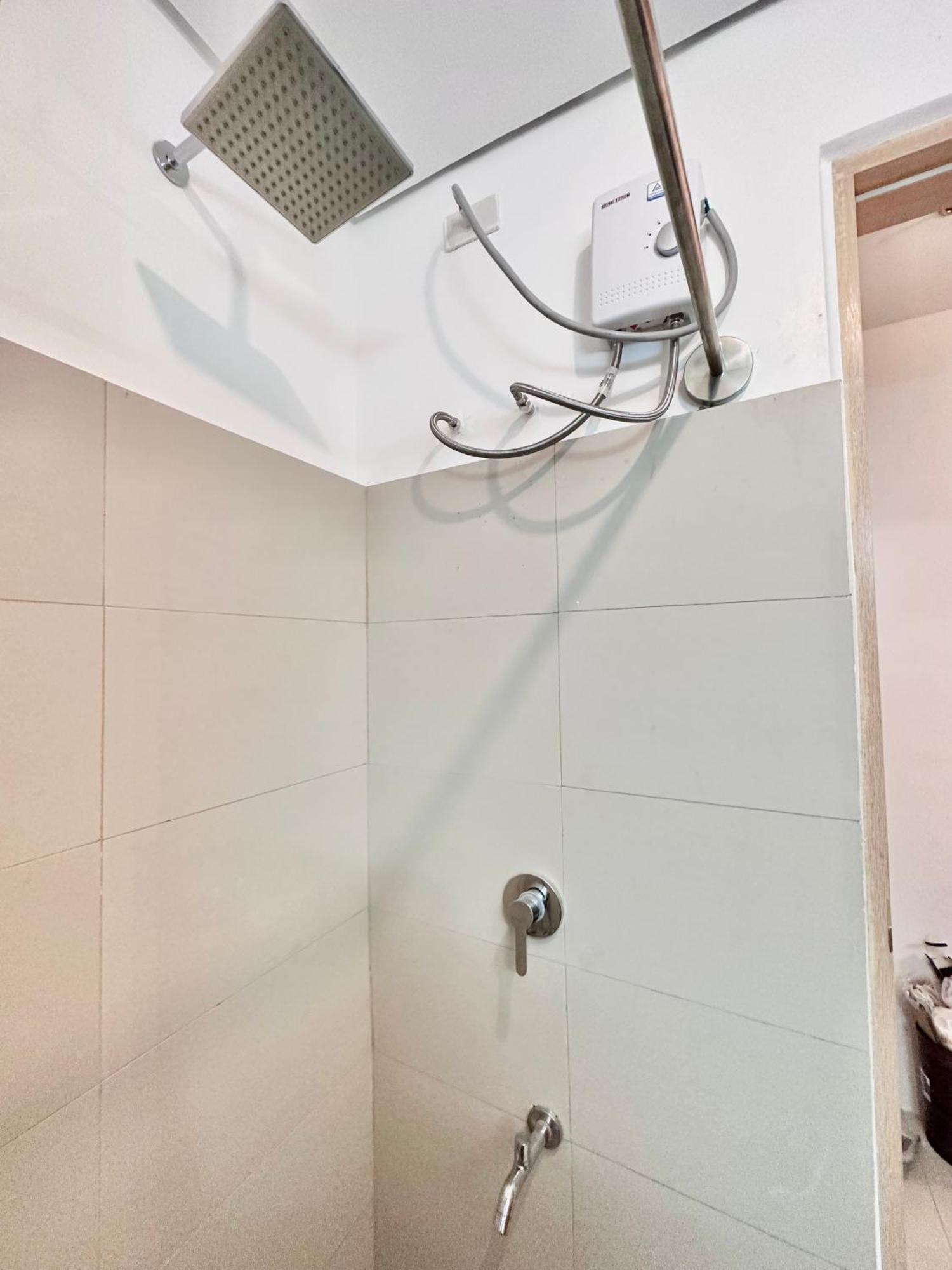 Aesthetic One Bedroom Beside Sm W Pool, Wifi And Netflix Cagayan de Oro Exterior foto