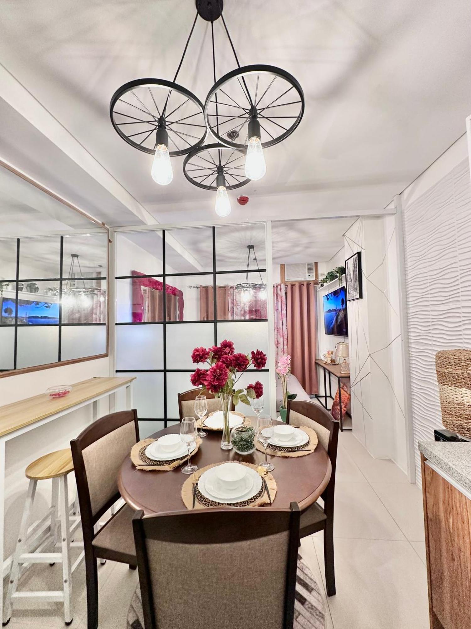 Aesthetic One Bedroom Beside Sm W Pool, Wifi And Netflix Cagayan de Oro Exterior foto