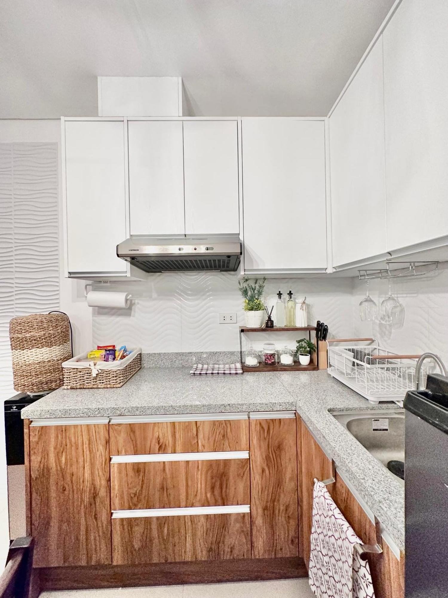 Aesthetic One Bedroom Beside Sm W Pool, Wifi And Netflix Cagayan de Oro Exterior foto