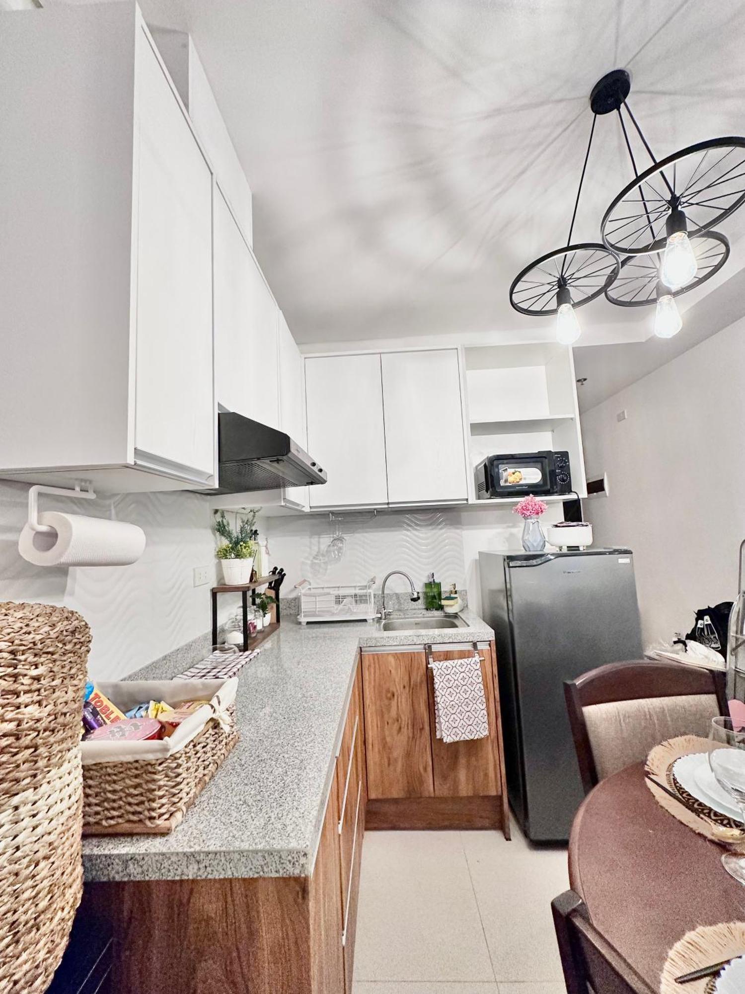 Aesthetic One Bedroom Beside Sm W Pool, Wifi And Netflix Cagayan de Oro Exterior foto