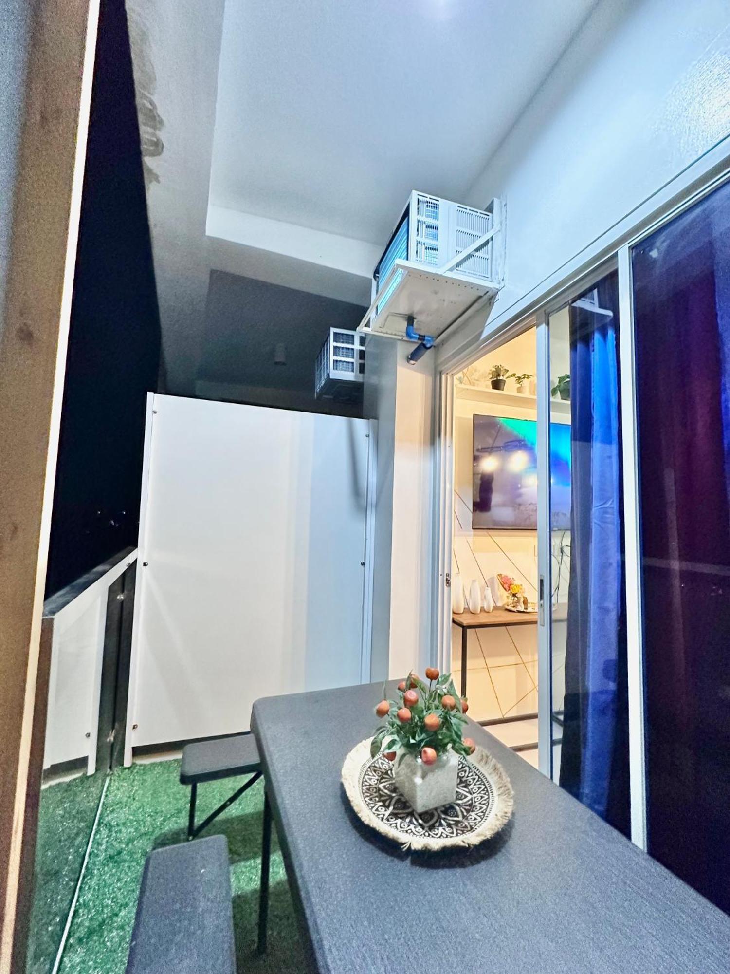 Aesthetic One Bedroom Beside Sm W Pool, Wifi And Netflix Cagayan de Oro Exterior foto